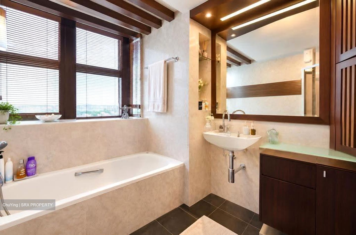 Tanamera Crest (D16), Condominium #635583251